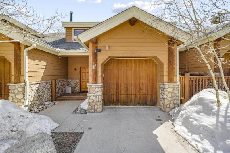 Beautiful 4 Bedroom Townhome Near Snowflake Lift In Breckenridge Blue River Exterior photo